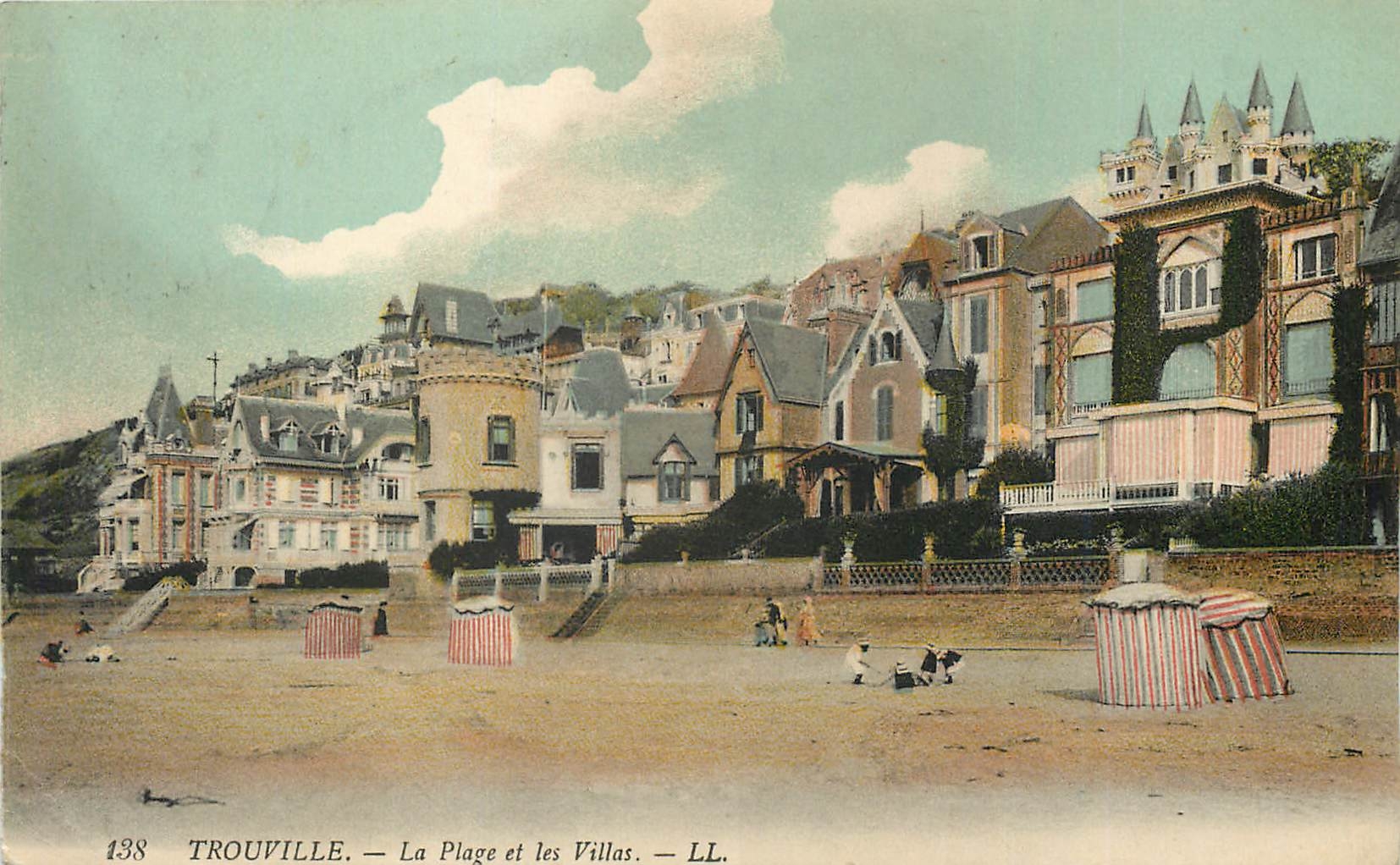 Trouville — La Plage et les Villas — LL. — N° 138