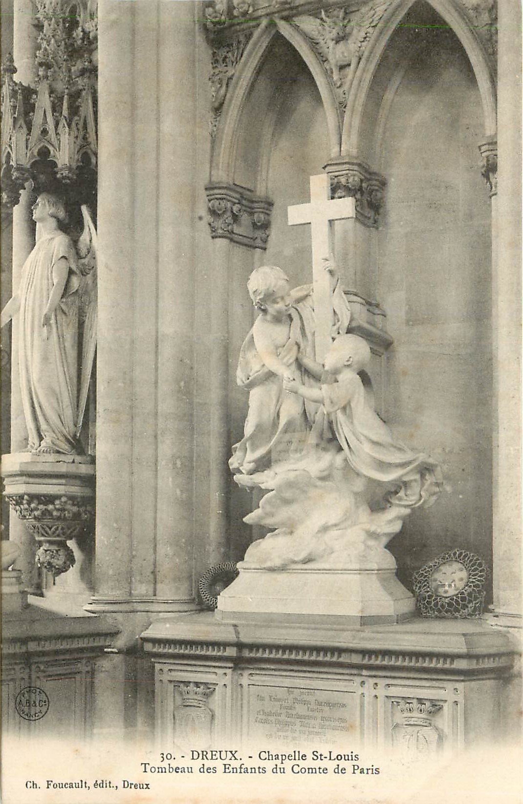Tombeau des Enfants du Comte de Paris — Chapelle Saint-Louis — Ch. Foucault, édit., Dreux