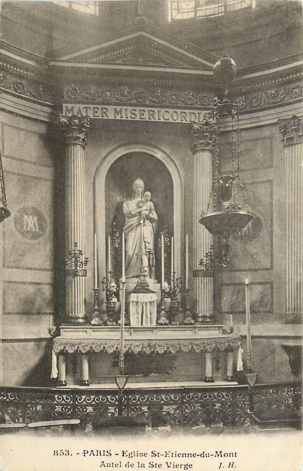 CPA Paris Eglise St Etienne du mont Autel de la St Veirge 