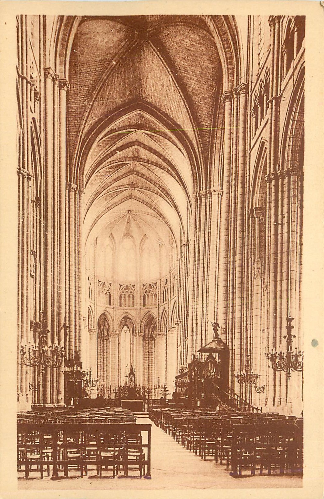 CPA Meaux La Cathedrale Interieur 