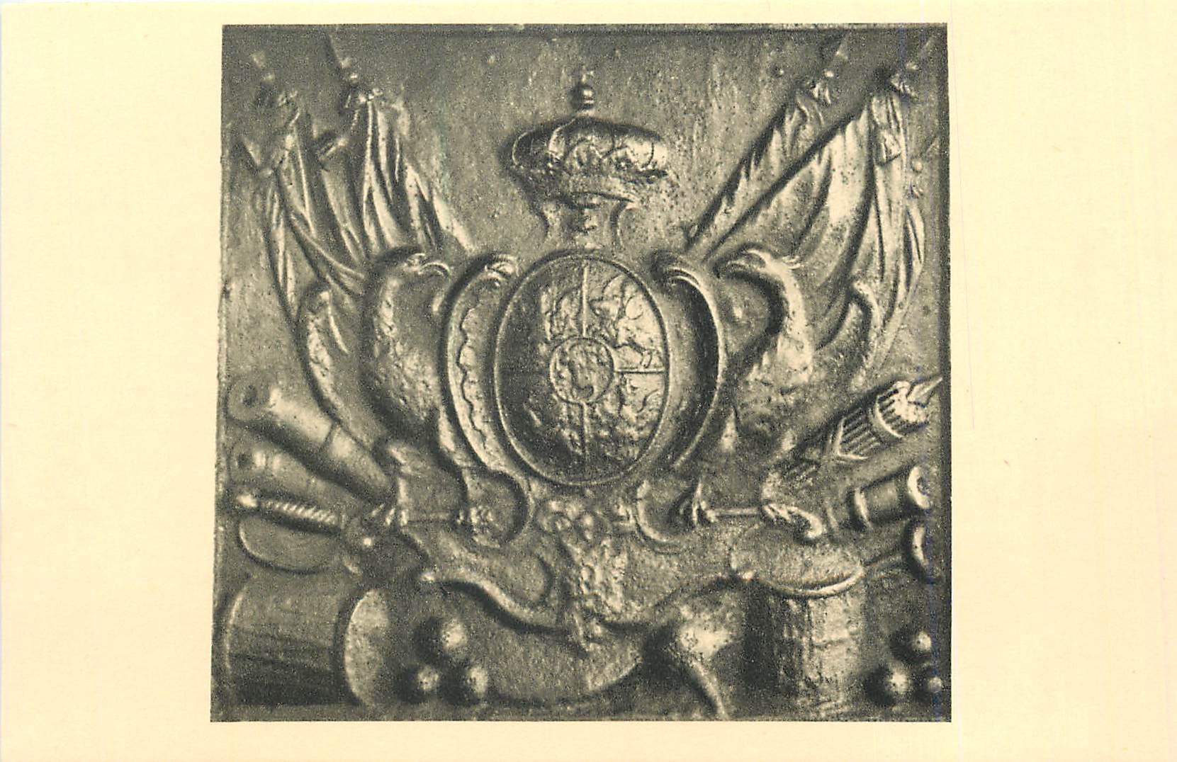 CPA Nancy Musee historique lorrain au Palais Ducal Plaque de foyer aux armes de Stanislas 