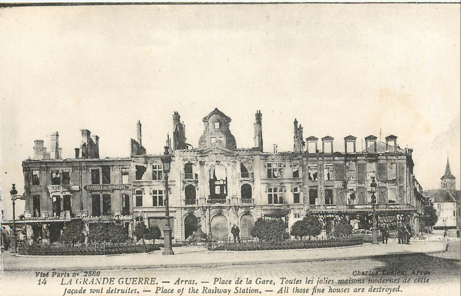 CPA La Grande Guerre Arras Place de la Gare 