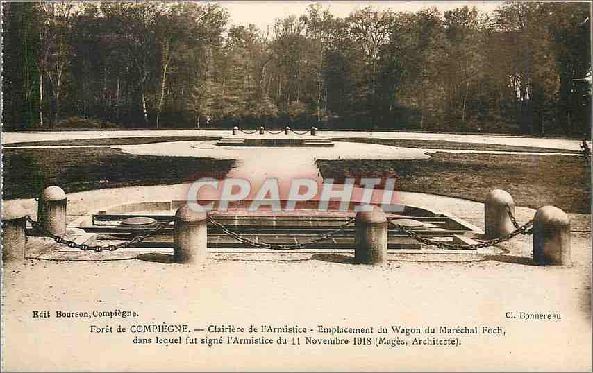 CPA Foret de Compiegne Clairiere de l'Armistice Emplacement du Wagon du Marechal Foch 