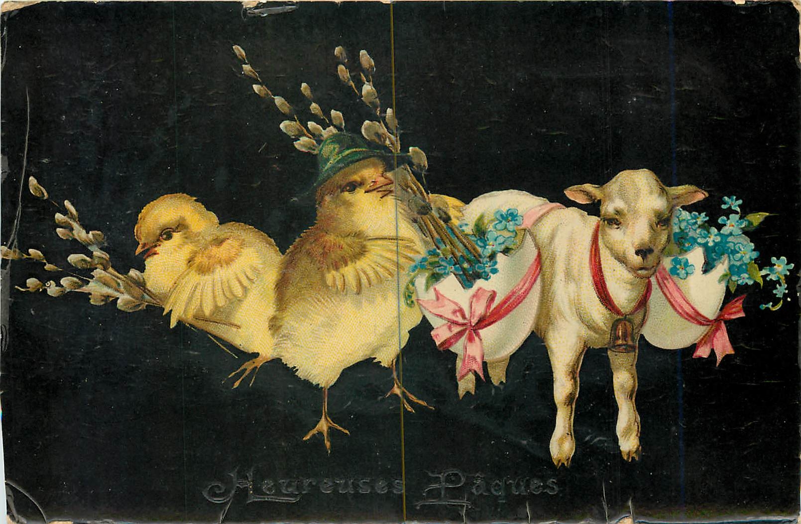 CPA Heureuse Paques Poussins Agneau