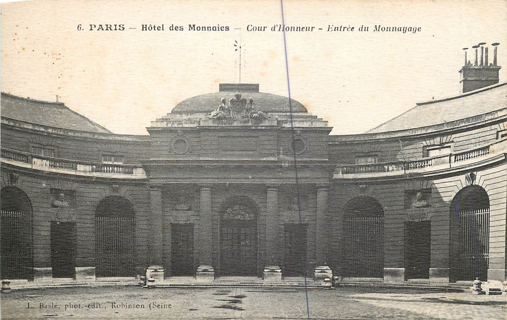 CPA Paris Hotel des Monnaies Cour d'Honneur Entree du Monnayage 
