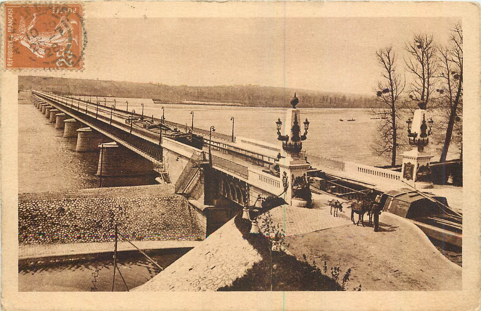 CPA Briare Loiret Le Pont Canal 