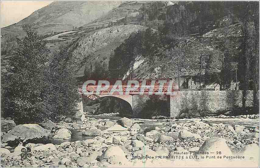 CPA Hautes Pyrenees Route de Pierrefitte a Luz le Pont de Pescadere 