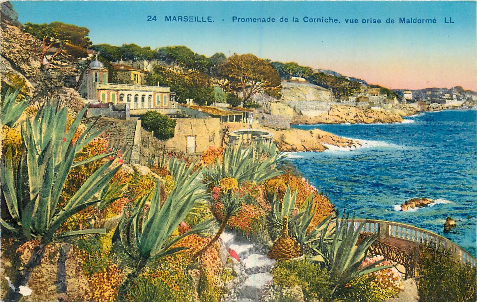 CPA Marseille Promenade de la Corniche vue prise de Maldorme 
