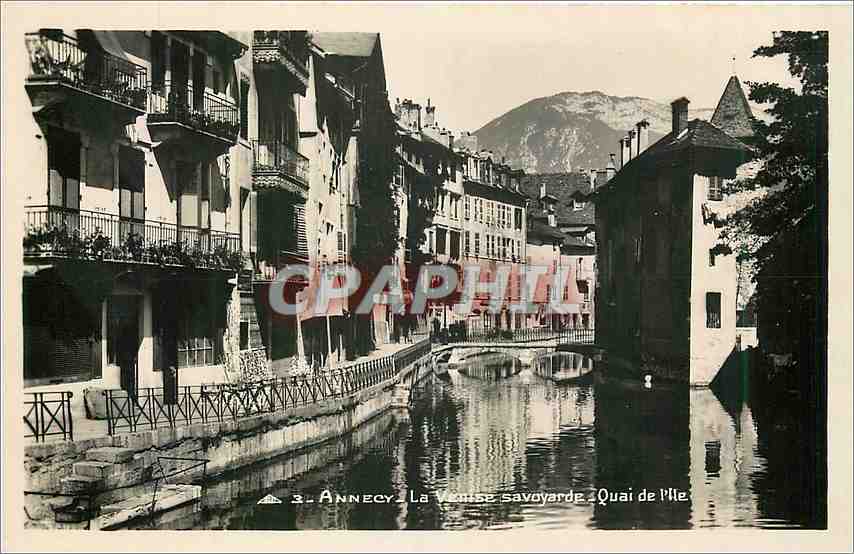 CPA Annecy La Venise savoyarde Quai de l'Ile 