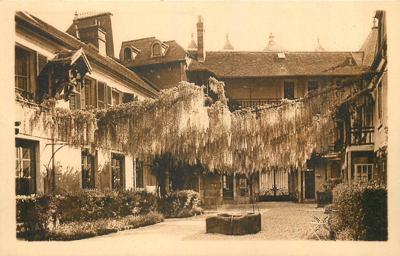 CPA Marlotte S et M Hotel de la Renaissance La Cour aux Glycines 