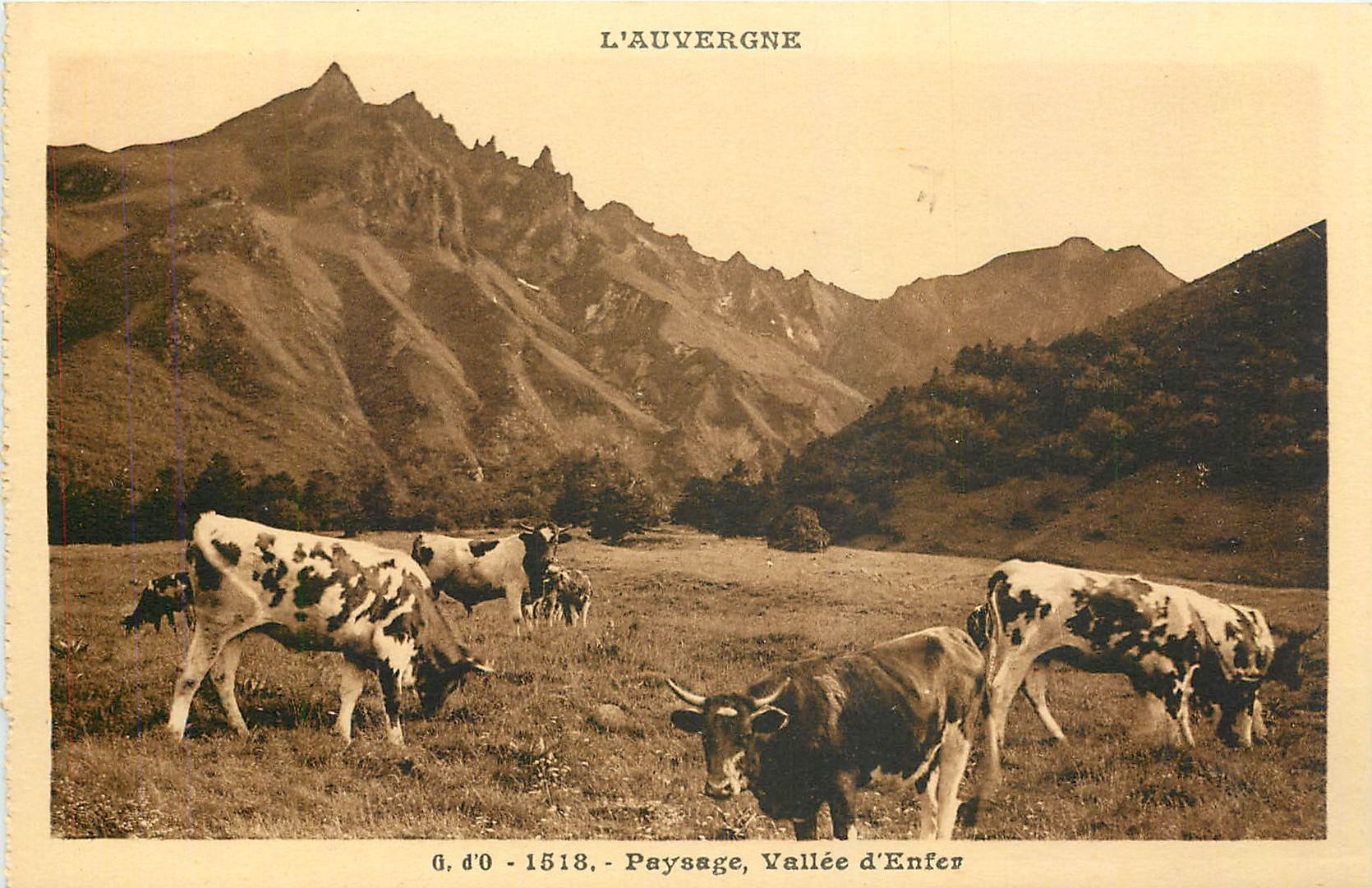 L'Auvergne — Paysage, Vallée d'Enfer — G. d'O - 1518