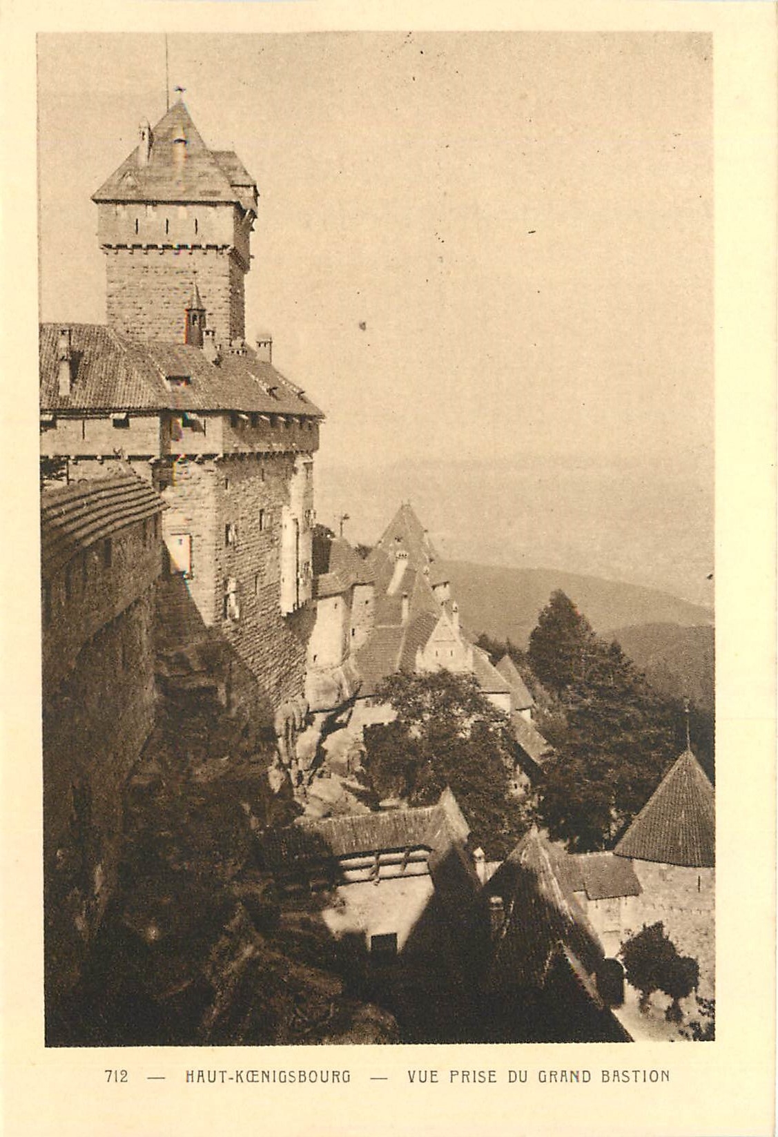 CPA Haut Koenigsbourg Vue prise du Grand Bastion 