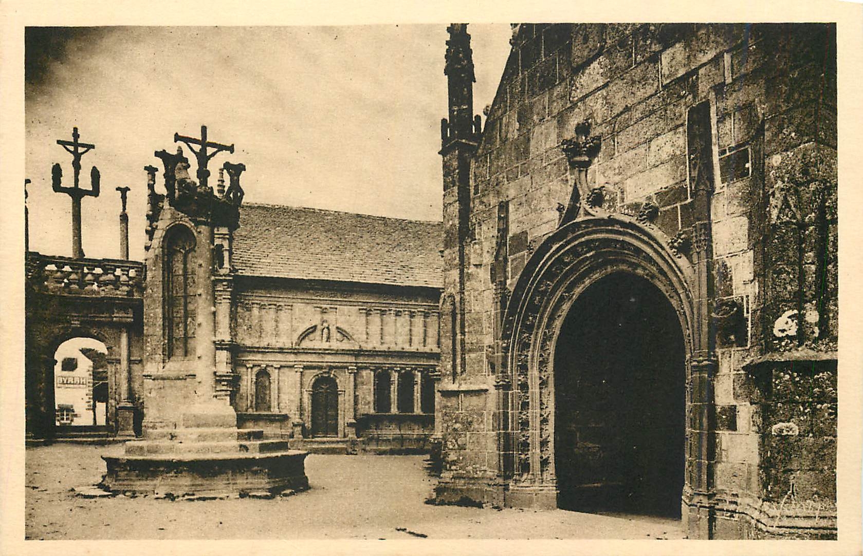 CPA Bretagne Lampaul Finistere Le Calvaire 