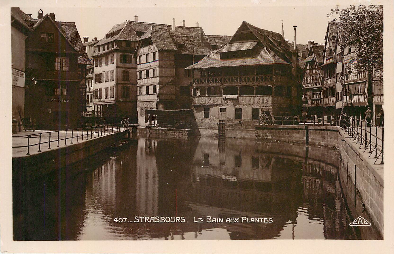 CPA Strasbourg Le Bain aux Plantes 