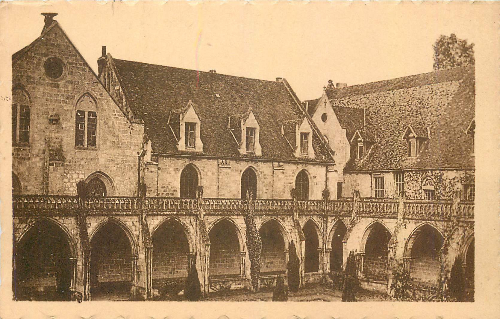 CPA Abbaye de Royaument Asnieres sur Oise S et O 
