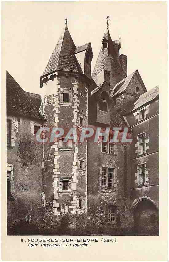 Fougères-sur-Bièvre — Innenhof - Die Turm — Verleger: Grand Palais, Paris