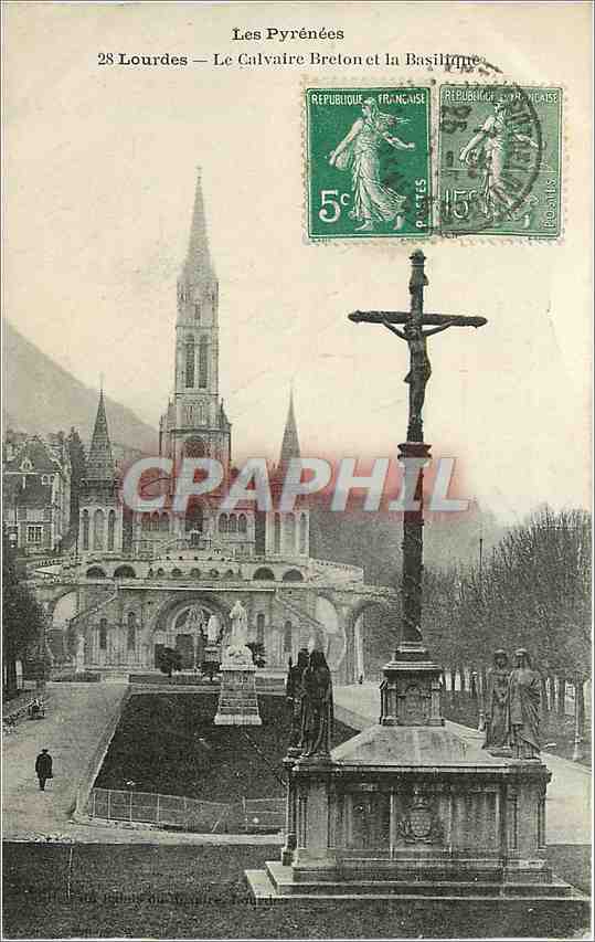 CPA Lourdes Le Calvaire Breton et la Basilique 