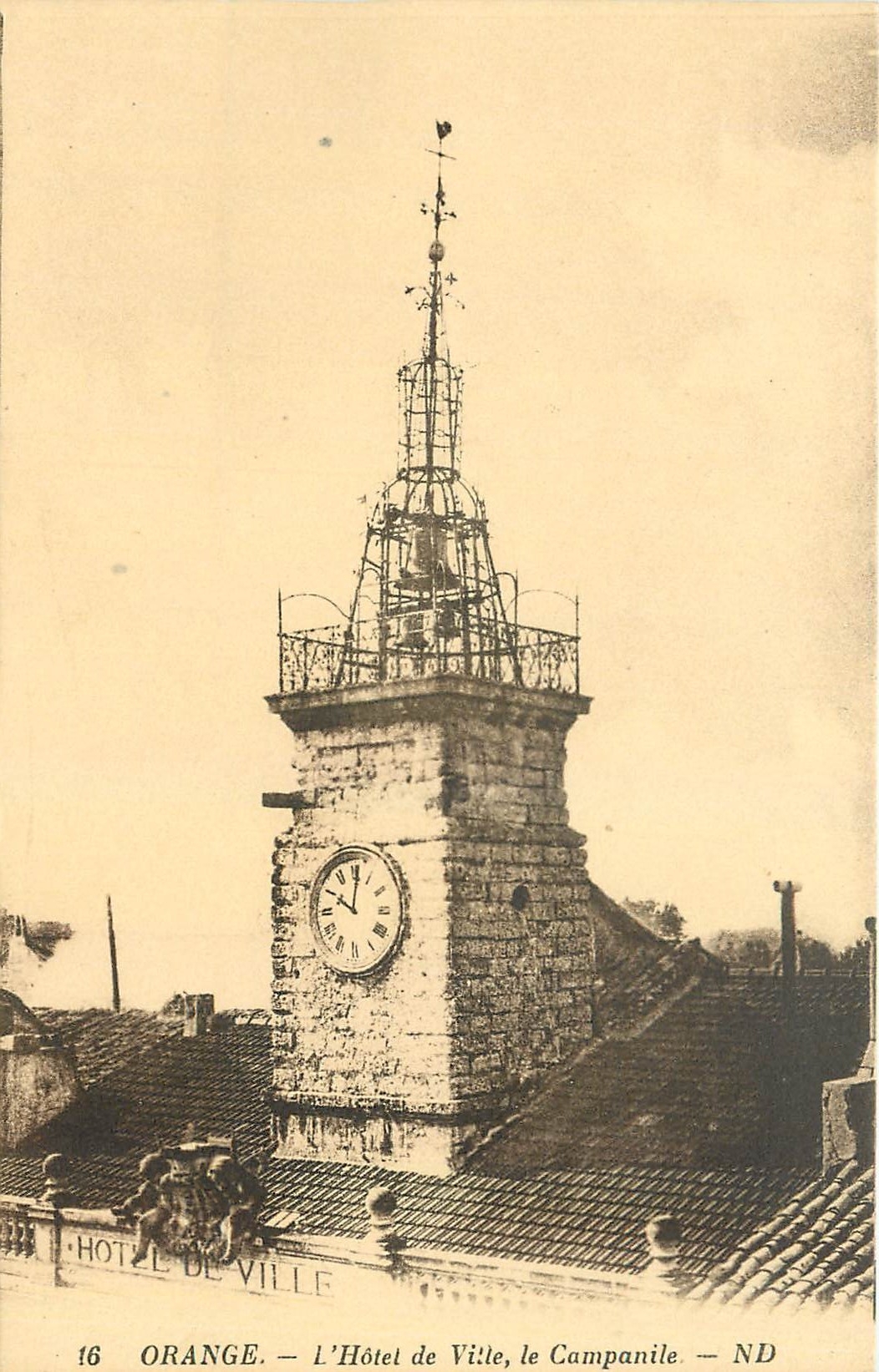 Orange — L'Hôtel de Ville, le Campanile — ND