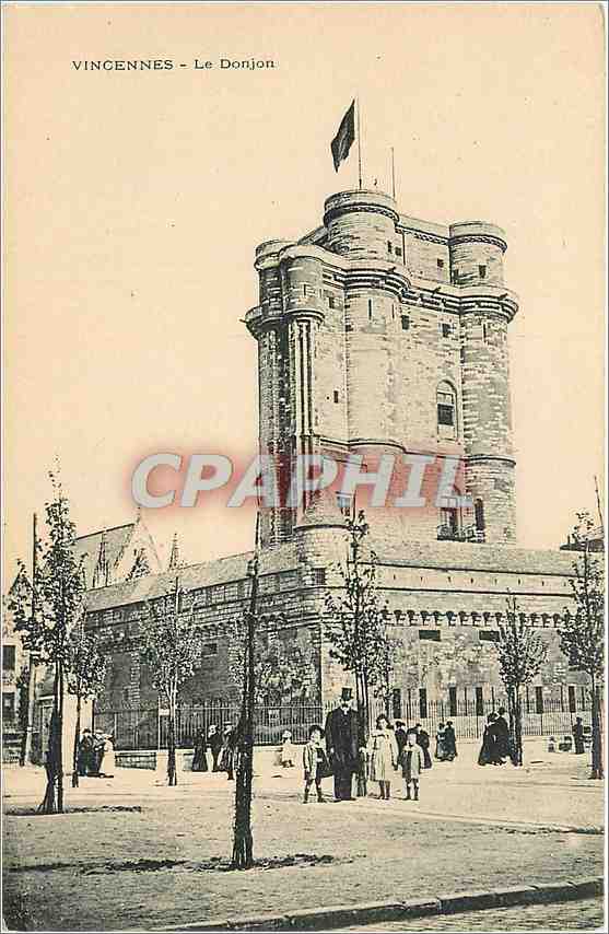 CPA Vincennes Le Donjon 