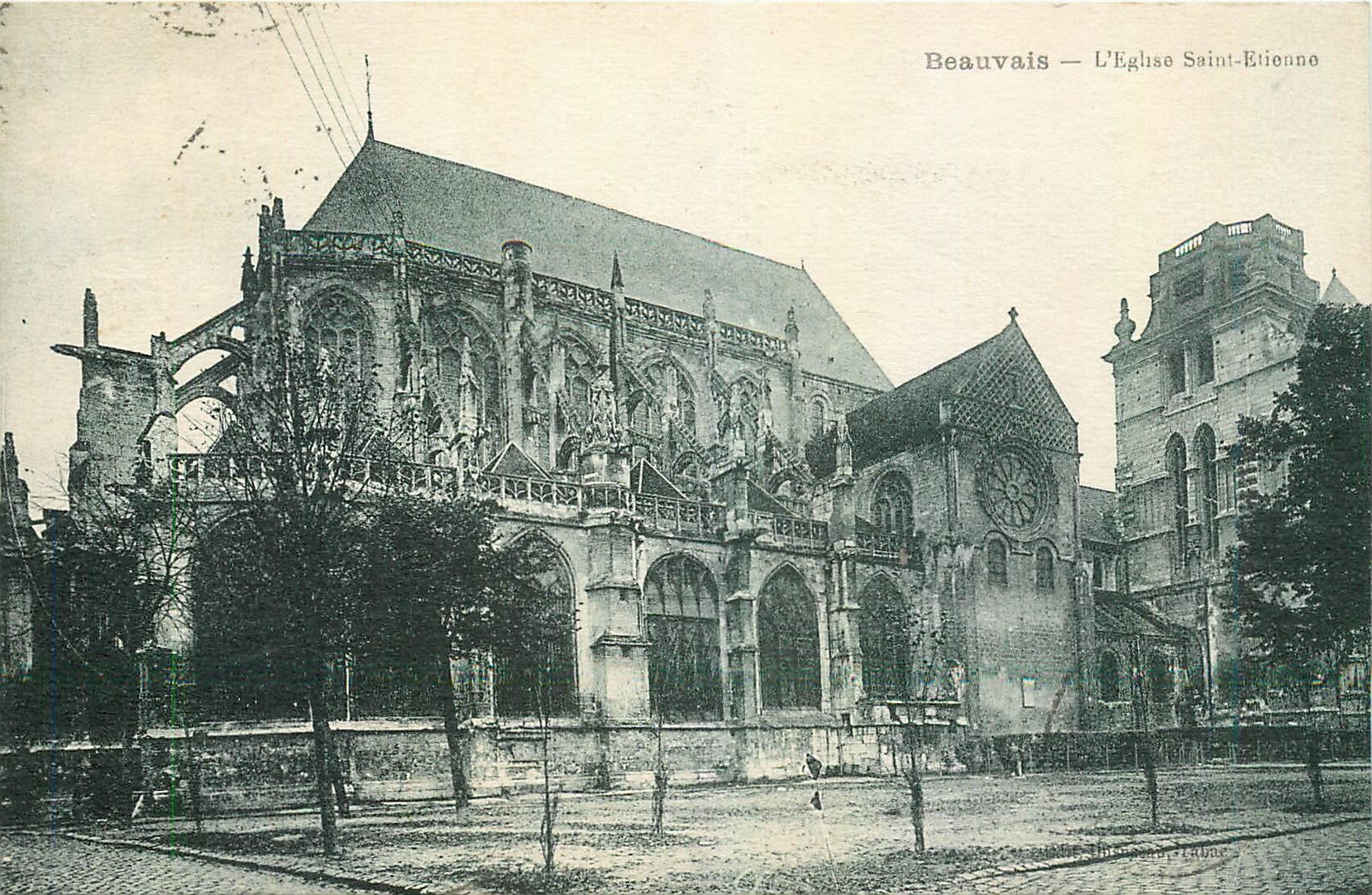 CPA Beauvais L'Eglise Saint Etienne 