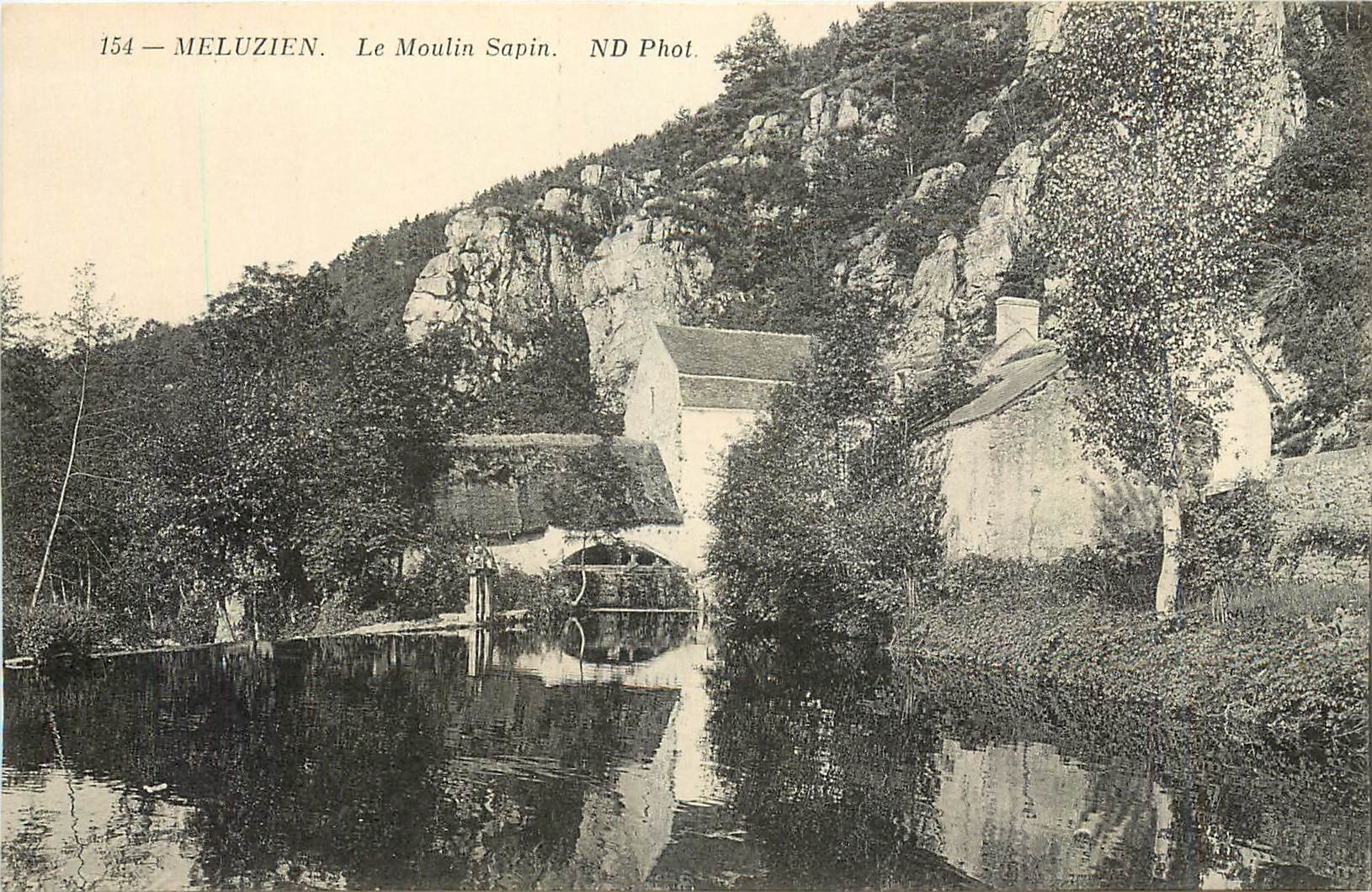 CPA Meluzien Le Moulin Sapin 