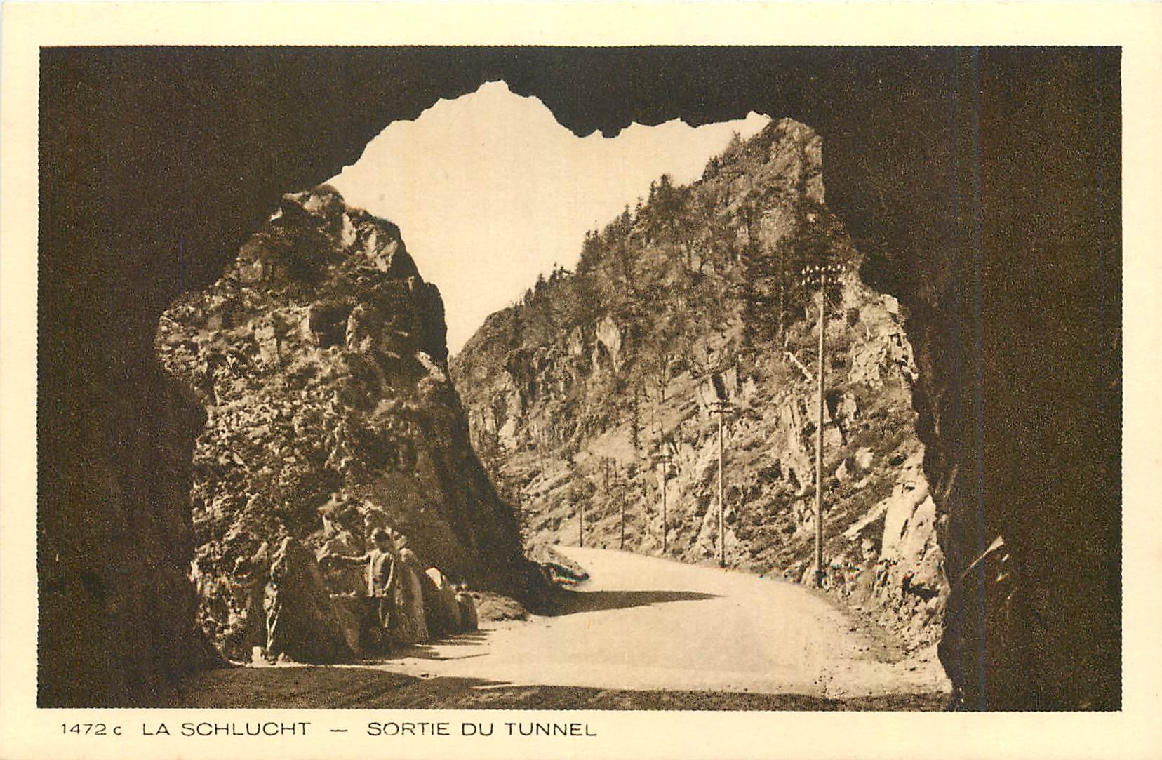 CPA La Schlucht Sortie du Tunnel 
