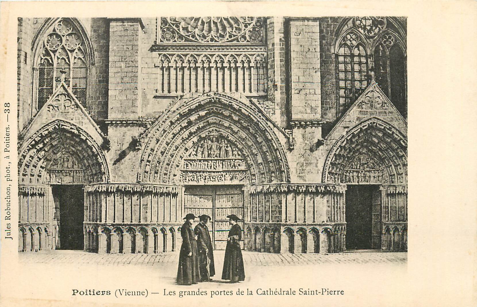 Poitiers (Vienne) — Les grandes portes de la Cathédrale Saint-Pierre — Jules Robuchon, phot., à Poitiers, n°38