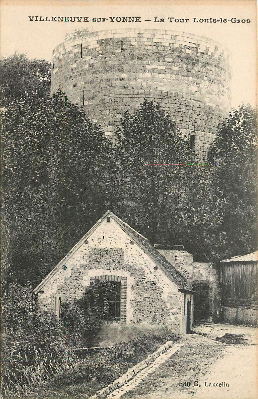 CPA Villeneuve sur Yonne La Tour Louis le Gros 