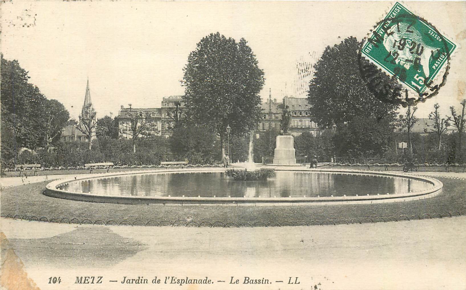 CPA Metz Jardin de l'Esplanade Le Bassin 