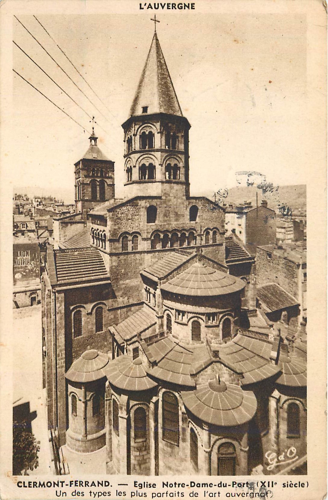 Clermont-Ferrand — Église Notre-Dame-du-Port (XIIe siècle) — Ga'O