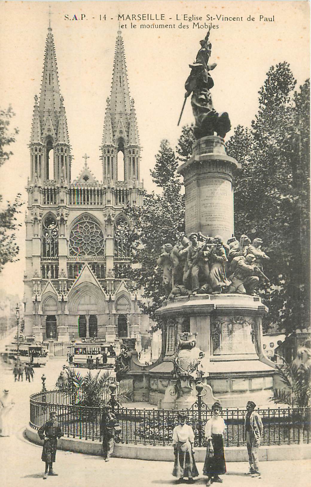 CPA Marseille L'Eglise St Vincent de Paul et le monument des Mobiles 