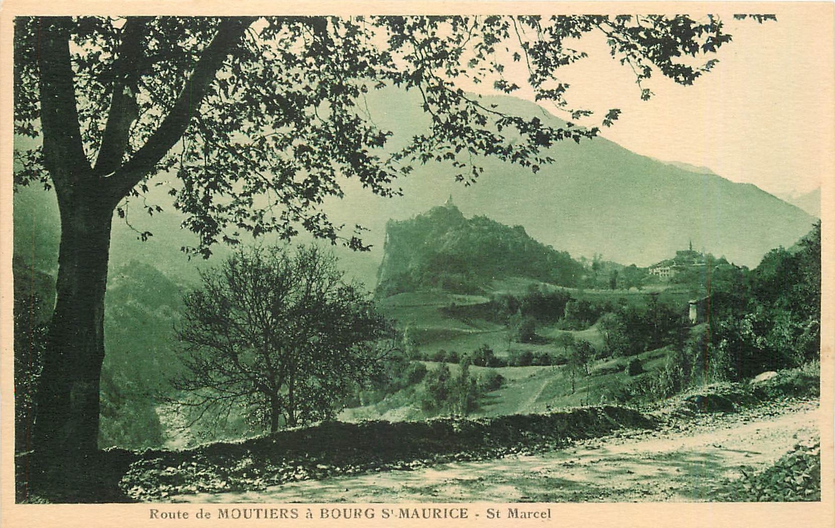 CPA Route de Moutiers a Bourg St Maurice St Marcel 
