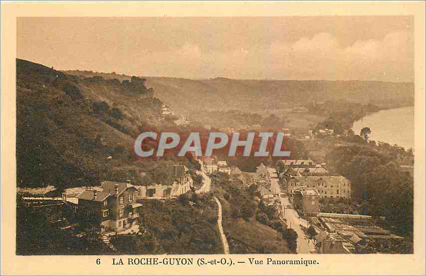 CPA La Roche Guyon S et O Vue Panoramique 
