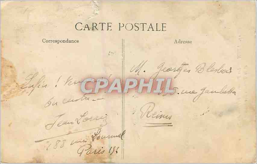 CPA Lyon Les Pigeons de la Place des Terreaux et la Fontaine Bartholdi  — Verso