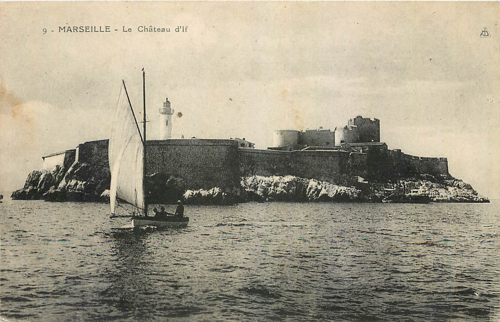 CPA Marseille Le Chateau d'If Phare Bateau