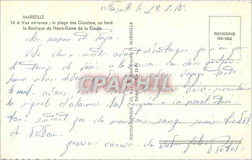 CPM Marseille A vue aerienne la plage des Catalans au fond La basilique de Notre Dame de la Garde — Rückseite