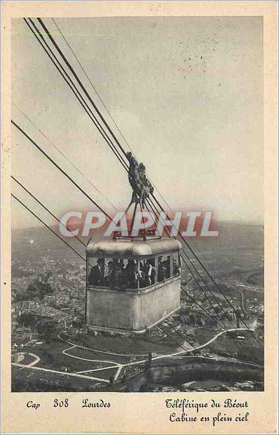 CPA Lourdes Teleferique du Beout Cabine en plein ciel 