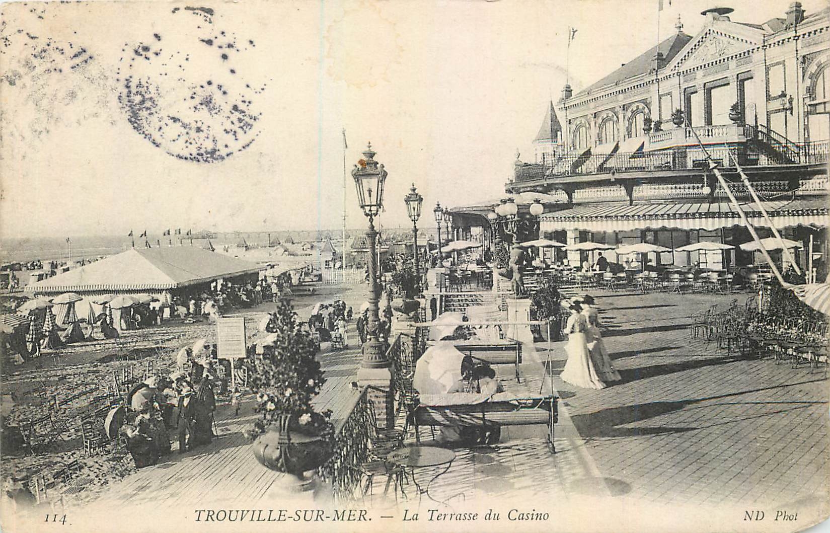 TROUVILLE-SUR-MER — Ansicht der Kasinoterasse — ND Phot, n° 114