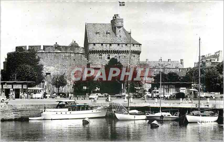 St-Malo (I.-et-V.) — Ein Stück des Freizeit-Hafens und der Turm des Schlosses — Les Éditions d'Art, B. 444