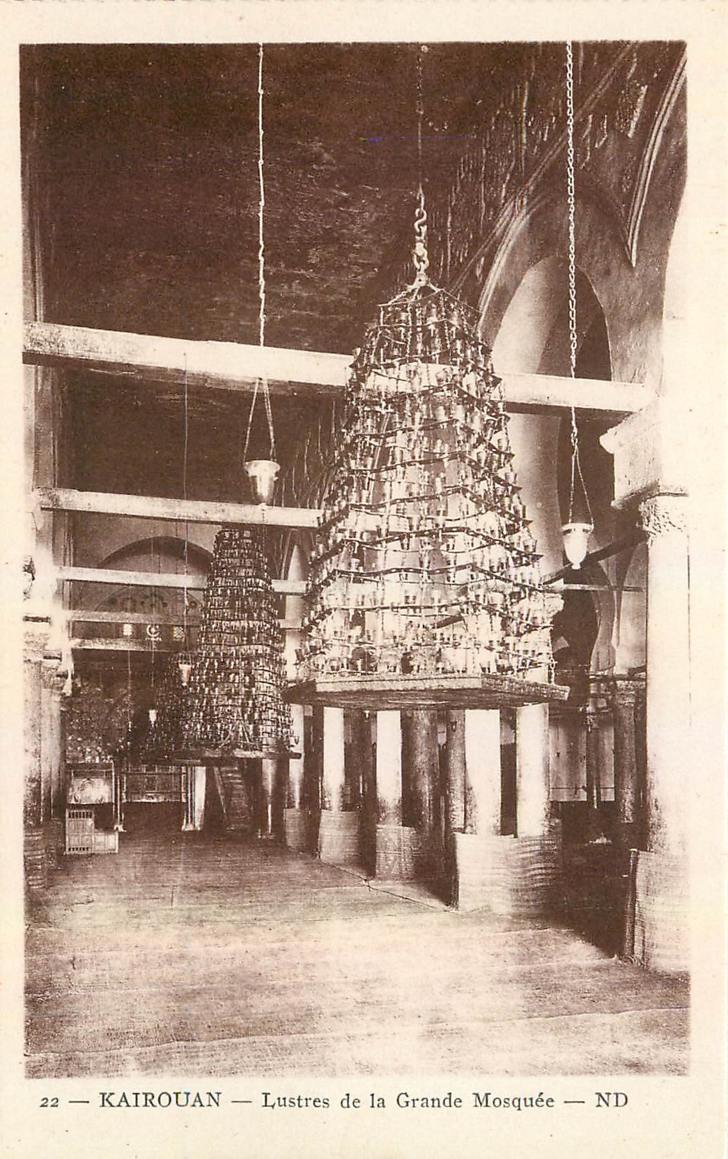 CPA Kairouan Lustres de la Grande Mosquee 