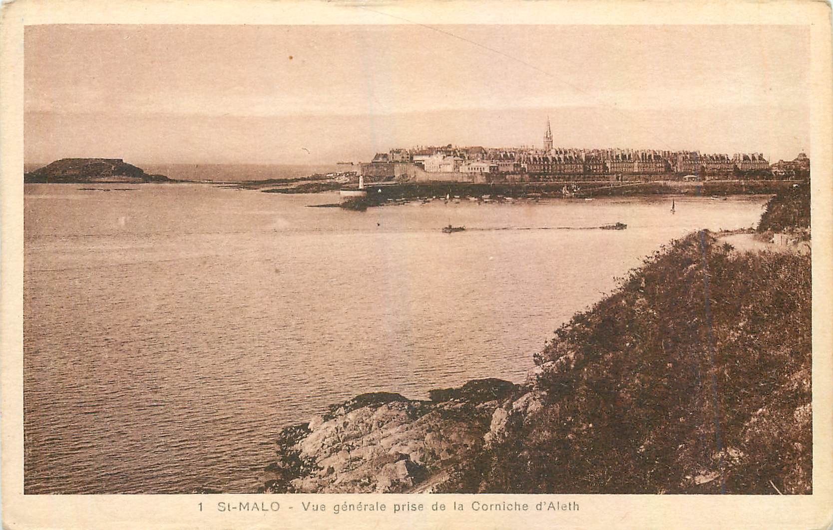 CPA St Malo Vue generale prise de la Corniche d'Aleth 