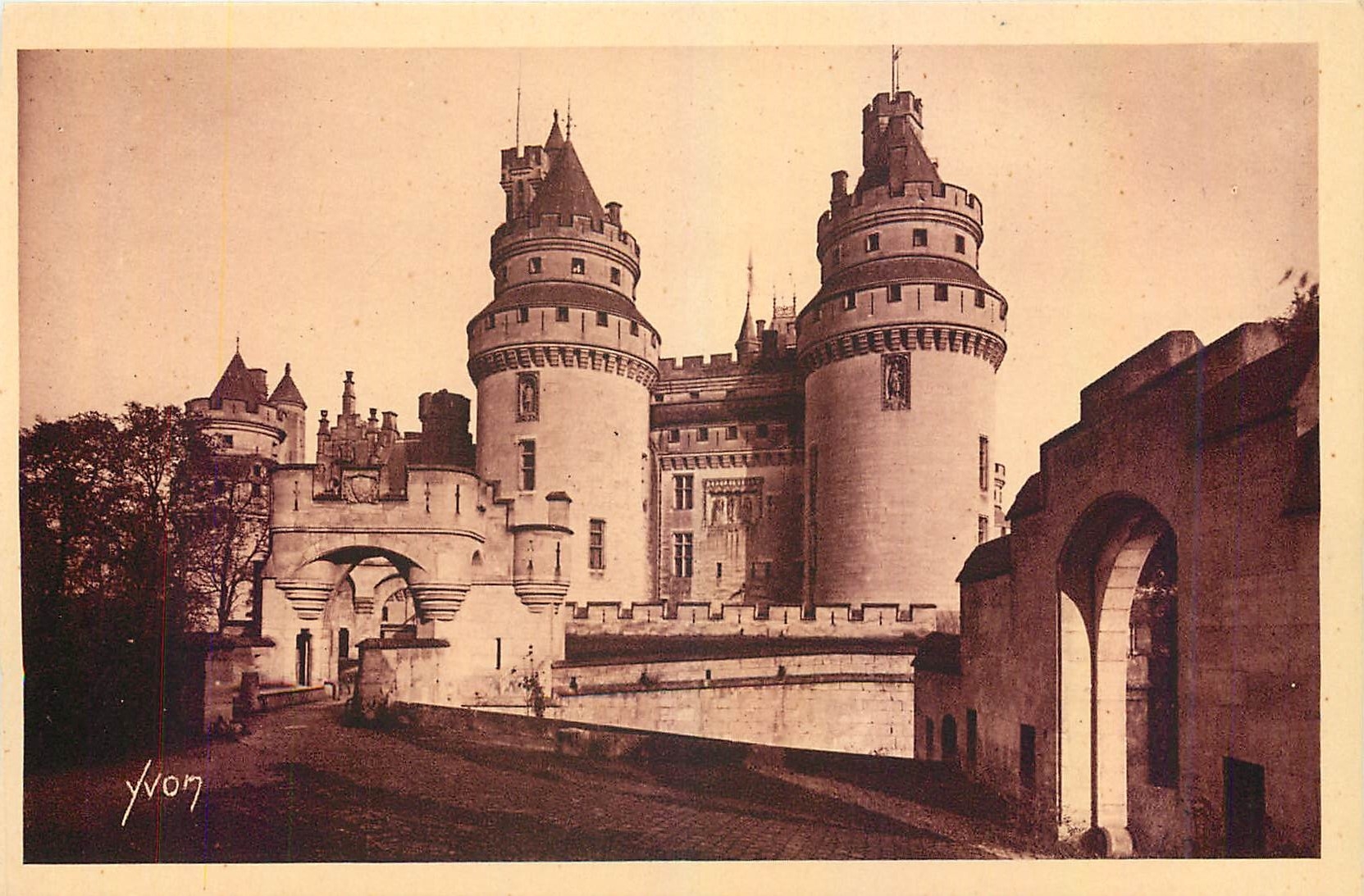 Château de Pierrefonds — Entrance to the castle and Charlemagne towers — Yvon