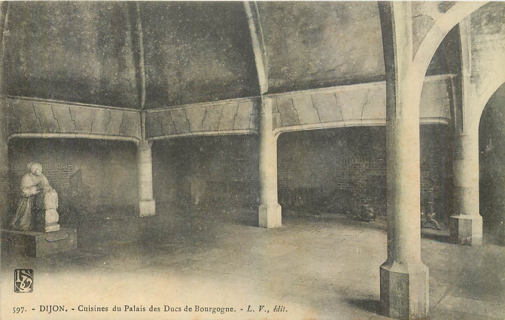 CPA Dijon Cuisines du Palais des Ducs de Bourgogne 