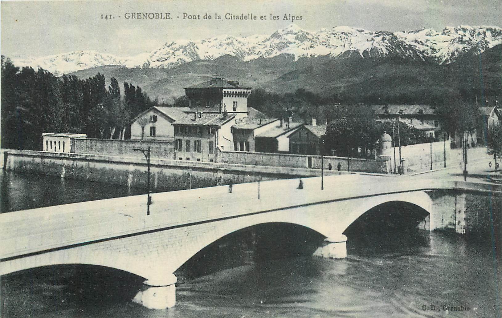 CPA Grenoble Pont de la Citadelle et les Alpes 