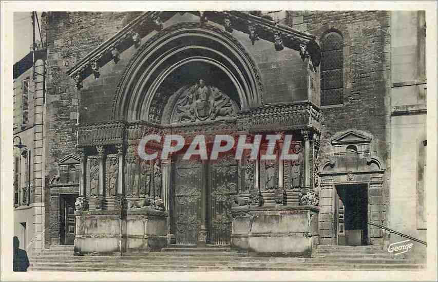 CPA Arles en Provence Portail de la Cathedrale St Trophime 