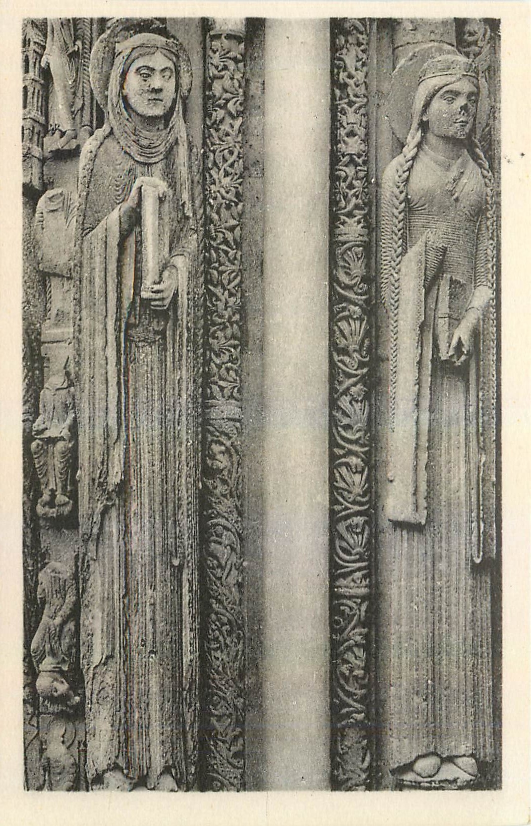 CPA Cathedrale de Chartres Reine de Juda Portail Royal XII siecle 