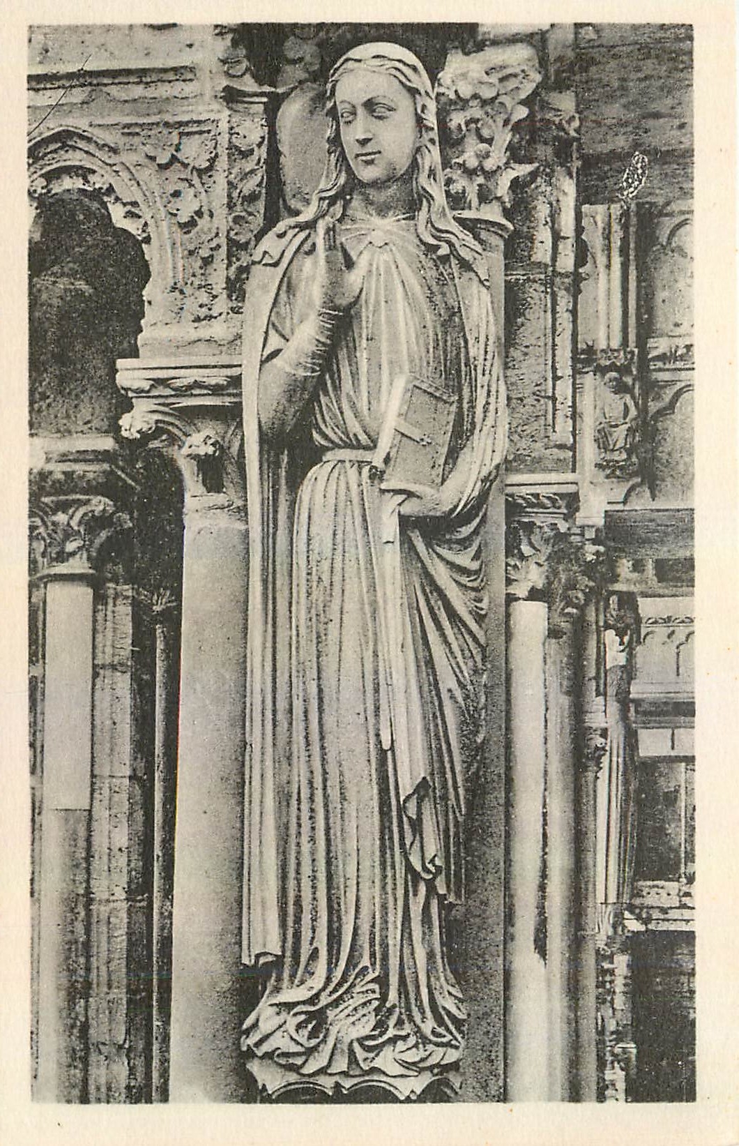 CPA Cathedrale de Chartres Sainte Modeste XIII siecle 