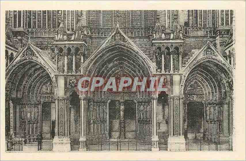 CPA Cathedrale de Chartres Portail sud XIII siecle 