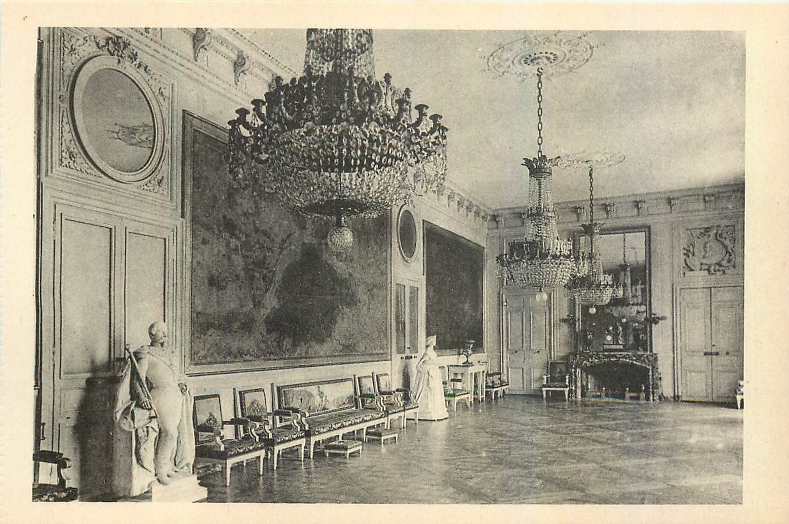 CPA Chateau de Compiegne Salon des Aides de Camp 