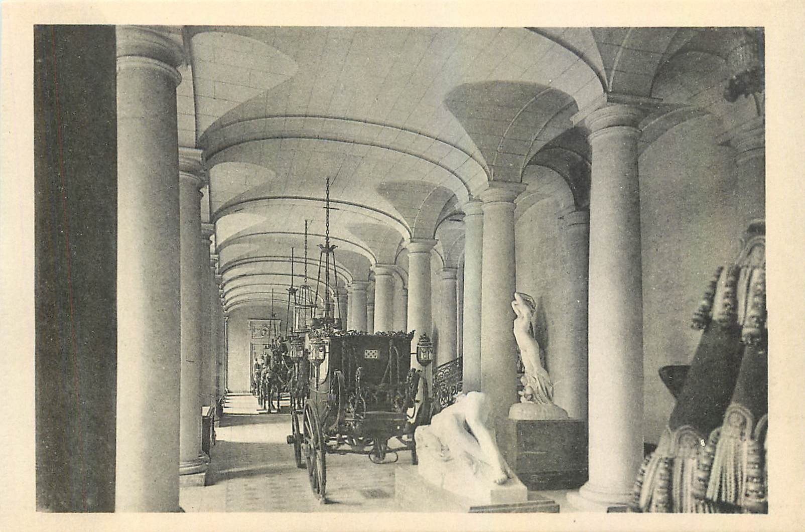 CPA Chateau de Compiegne Salle des Colonnes 